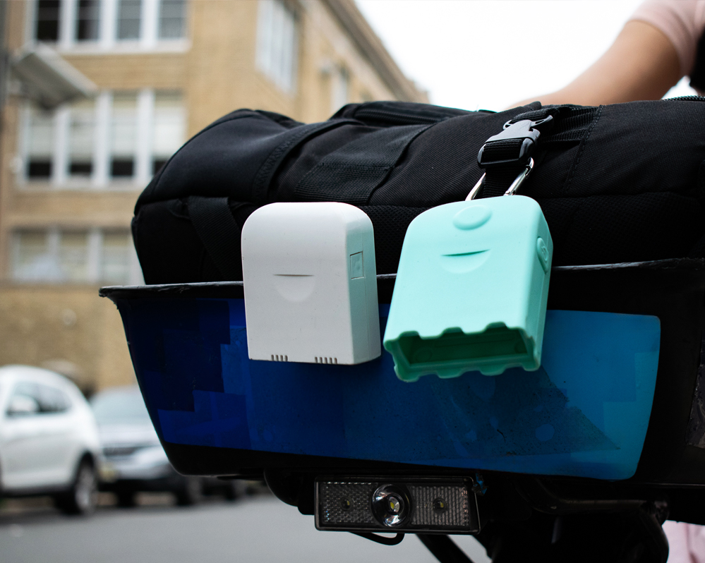 AirBeam devices mounted on a bicycle